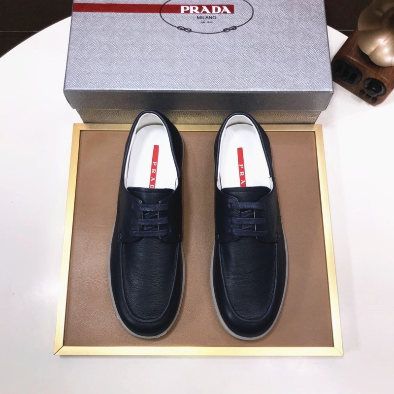 Pra*a leather shoes